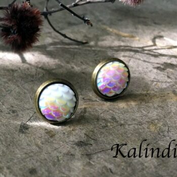 Stud earrings "Mermaid" white rainbow