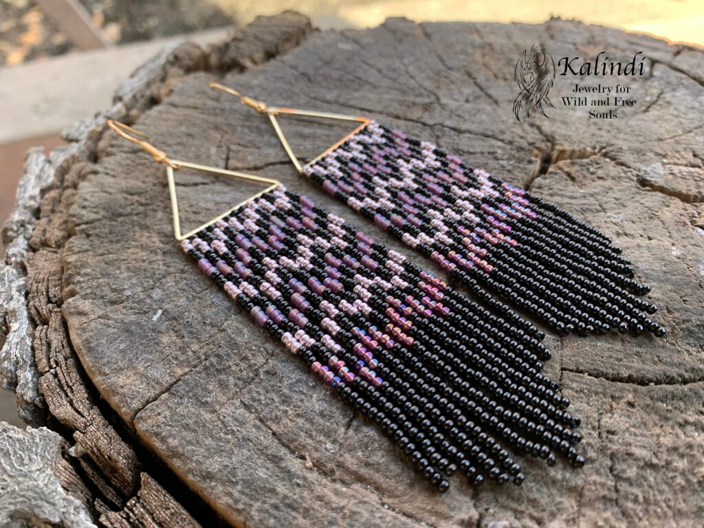 HANDMADE BEADED EARRINGS WITH FRINGE