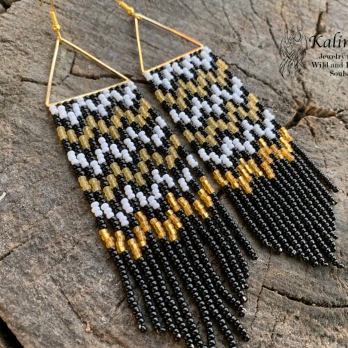 HANDMADE BEADED EARRINGS WITH FRINGE