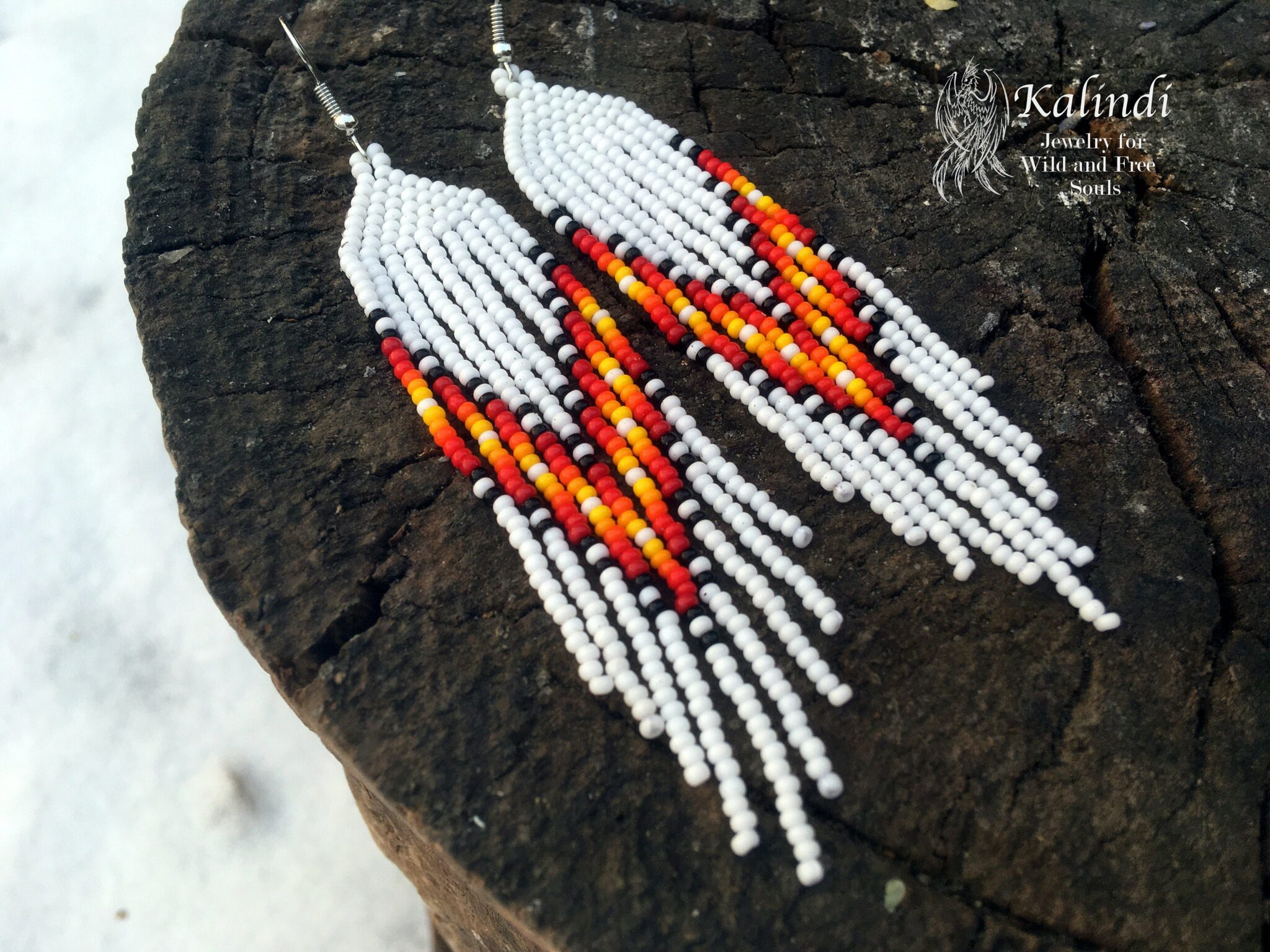 WHITE HANDMADE BEADED EARRINGS IN NATIVE AMERICAN STYLE