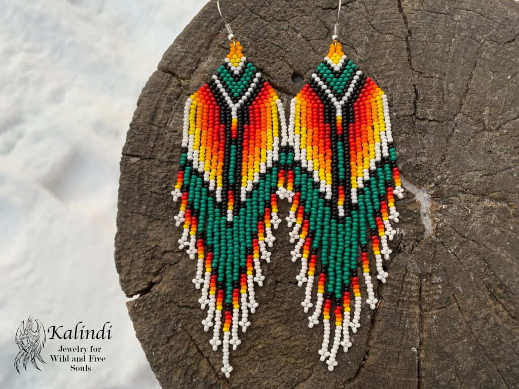 HANDMADE BEADED EARRINGS IN NATIVE AMERICAN STYLE