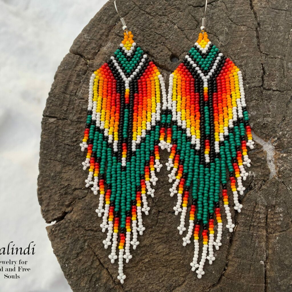 HANDMADE BEADED EARRINGS IN NATIVE AMERICAN STYLE