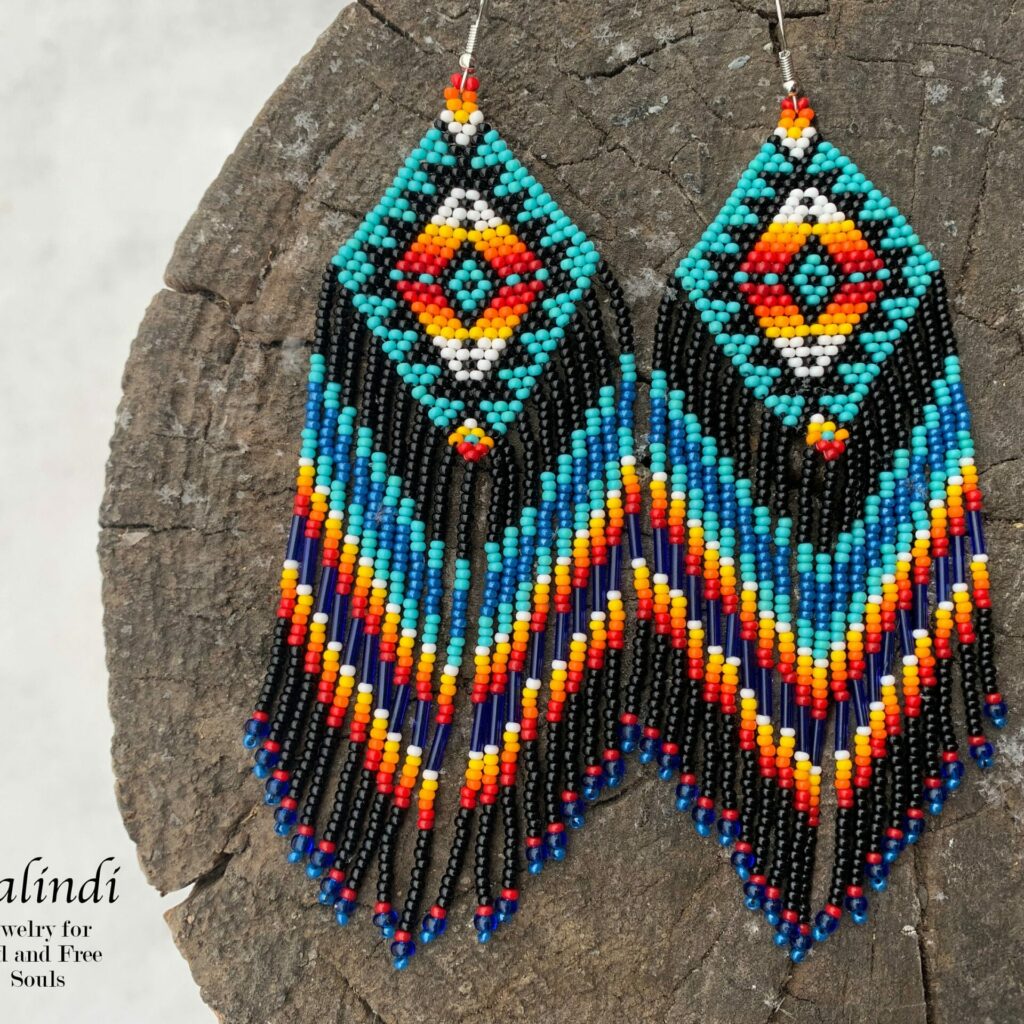 HANDMADE BEADED EARRINGS IN NATIVE AMERICAN STYLE