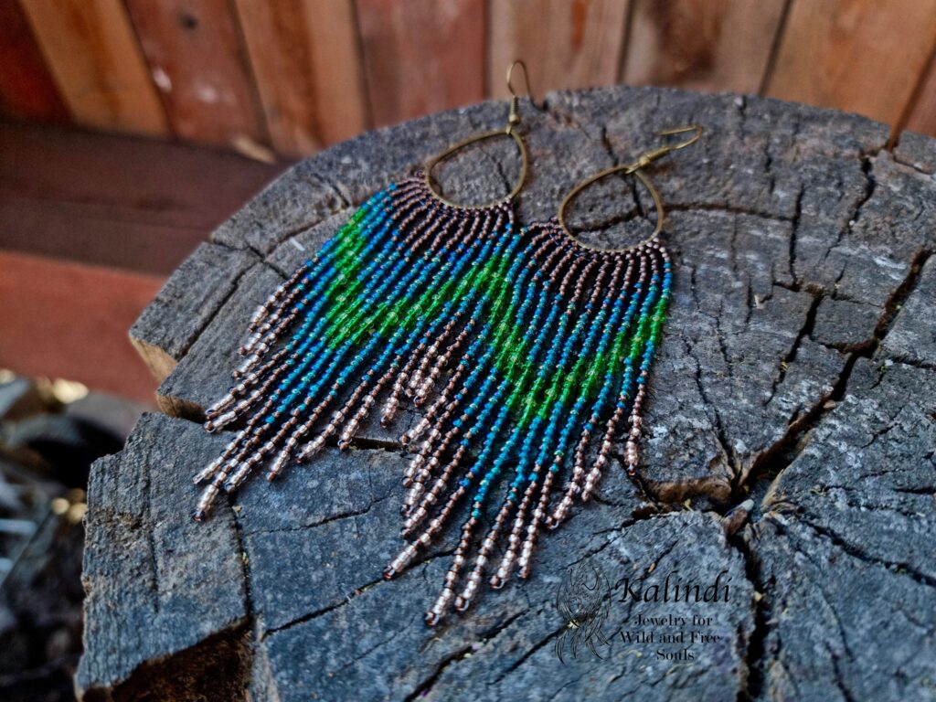 HANDMADE BEADED EARRINGS WITH FRINGE