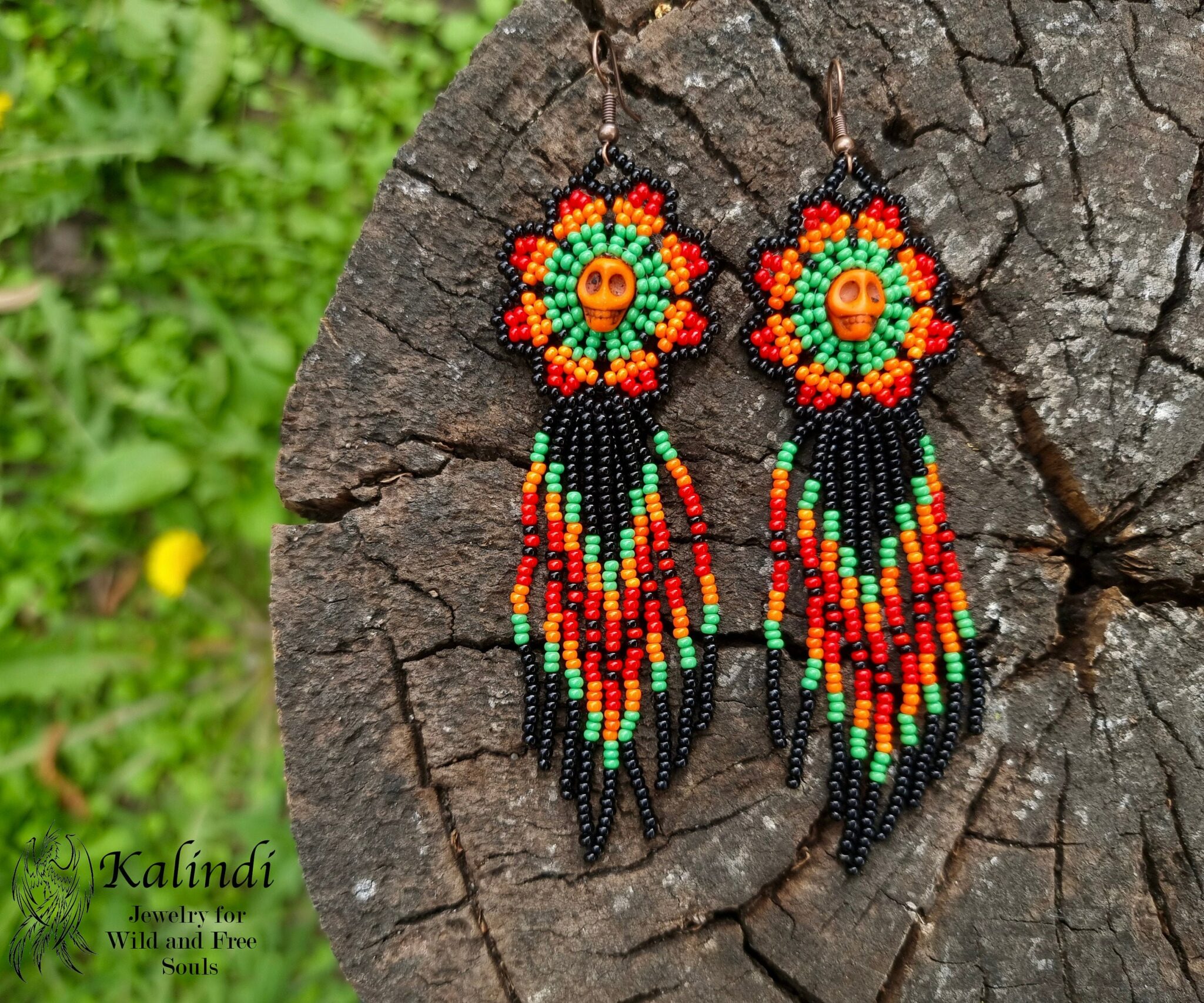 BEADED EARRINGS FLOWERS WITH SKULL STYLE HUICHOL