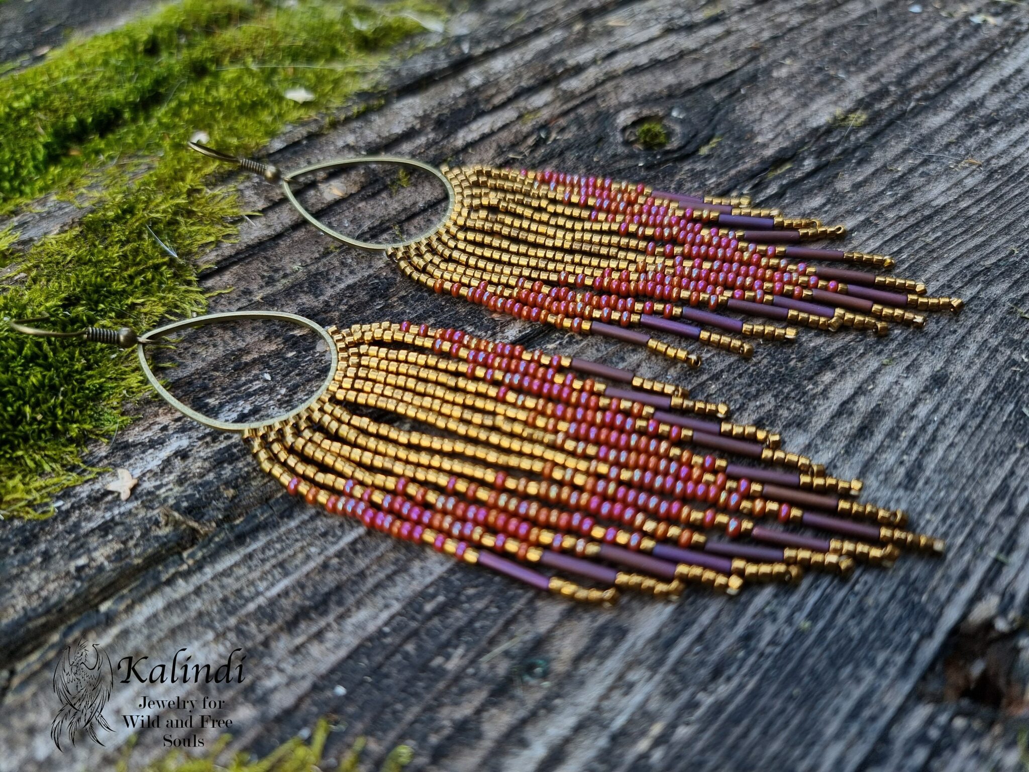 Long beaded earrings bronze