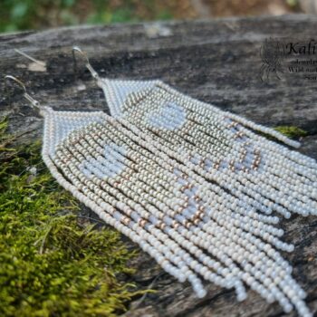 HANDMADE WHITE PEACOCK BEADED EARRINGS