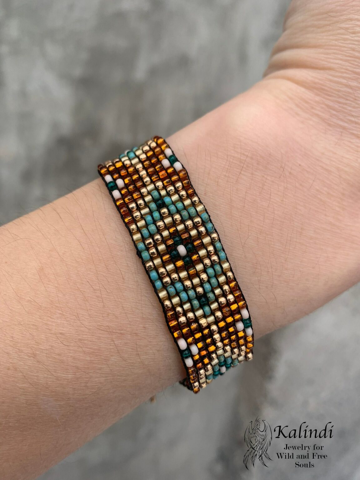 Gold beaded bracelet