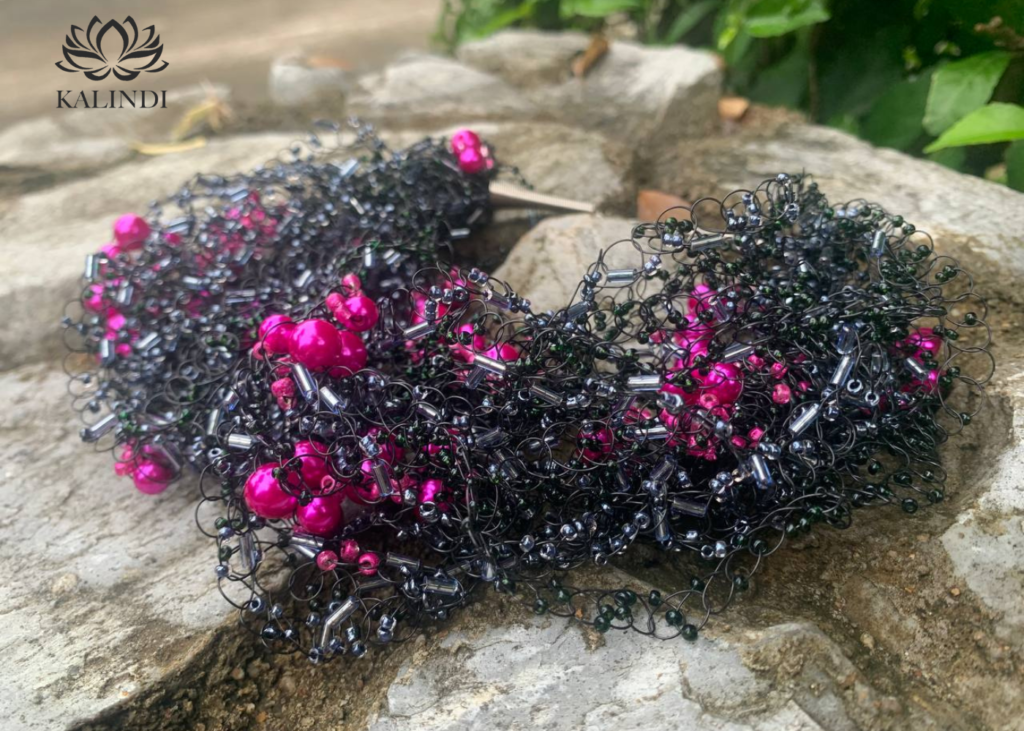 Black and Pink CROCHET AIR NECKLACE