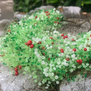 Apple CROCHET AIR NECKLACE