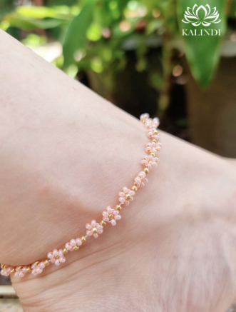 Anklet Delicate Beaded Flowers