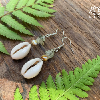 Handmade Earrings natural Cauris shells