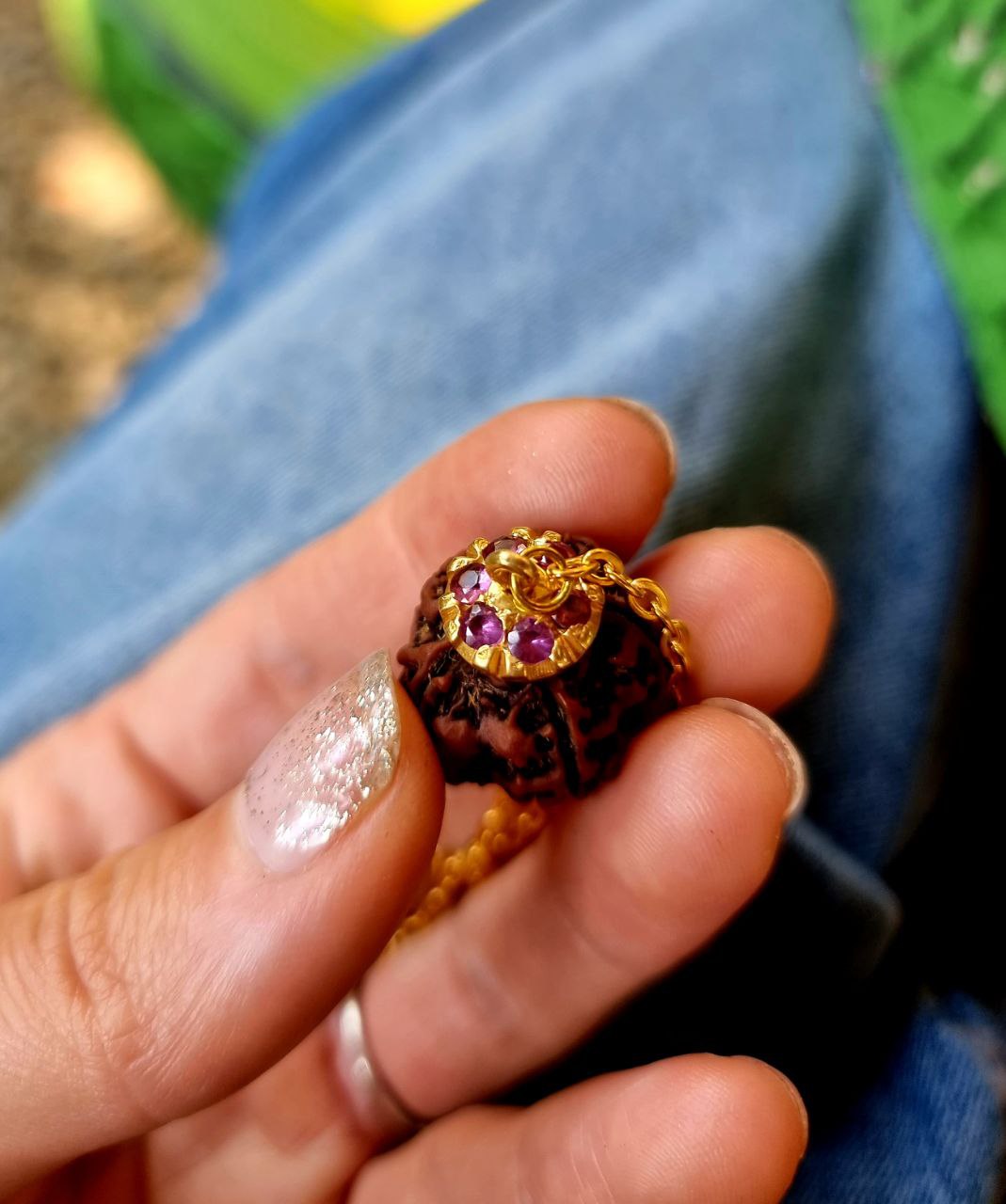 FIVE MUKHI RUDRAKSHA Amethyst