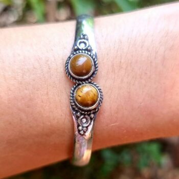 handmade boho-style tiger's eye bracelet from India