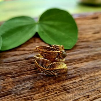 handmade boho-style labradorite ring from India