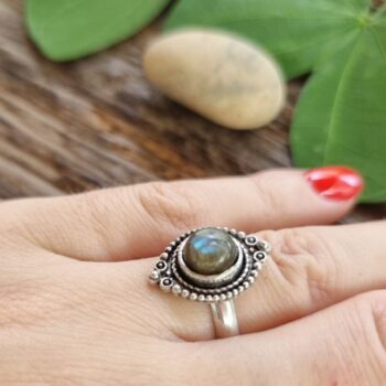 handmade boho-style labradorite ring from India