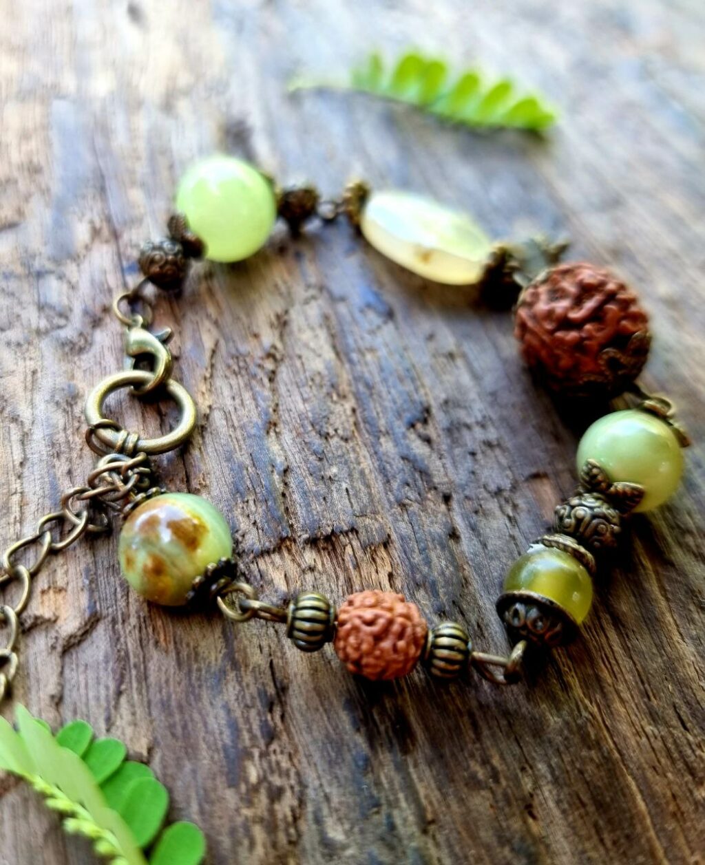 Emerald Serenity: Green Onyx and Rudraksha Handmade Bracelet