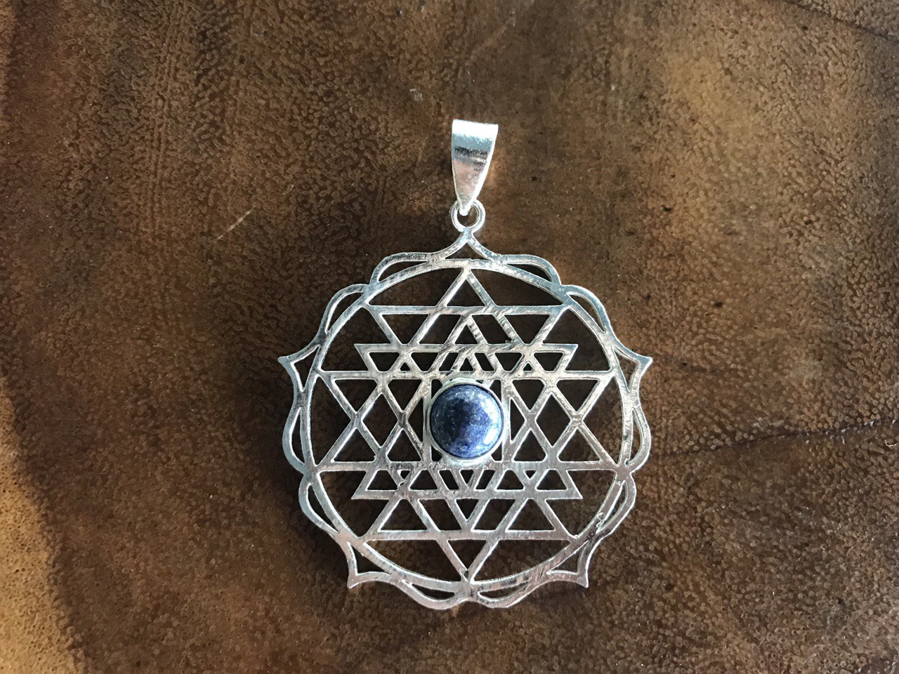 Sri Yantra with Lapis Lazuli Pendant - Silver-Colored Alloy