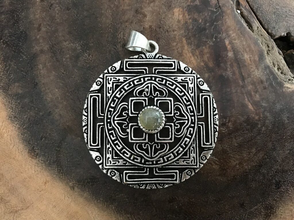 Tibetan Mandala with Labradorite Pendant